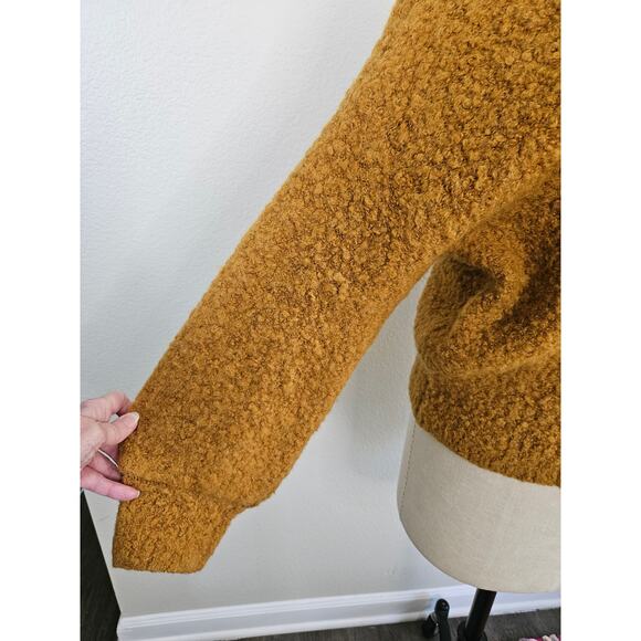Frank and Oak Fuzzy Boucle Crewneck Sweater, Size M - Picture 4 of 10